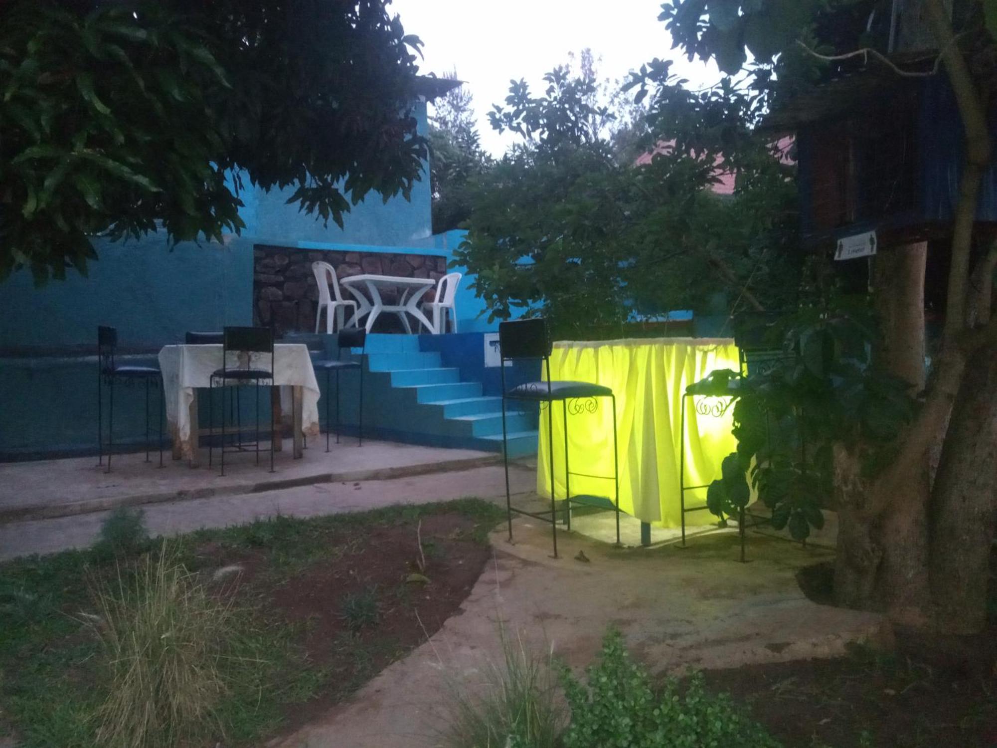 Colours Club And Spa Kigali Exterior foto